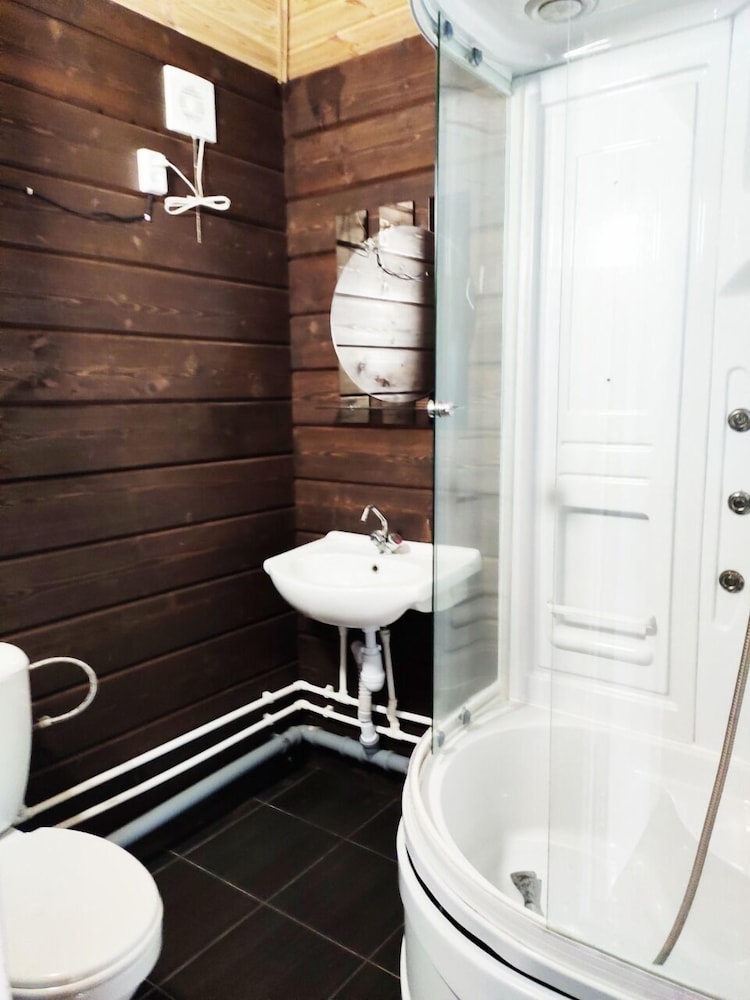 Deluxe Cabin, Private Bathroom photo 3