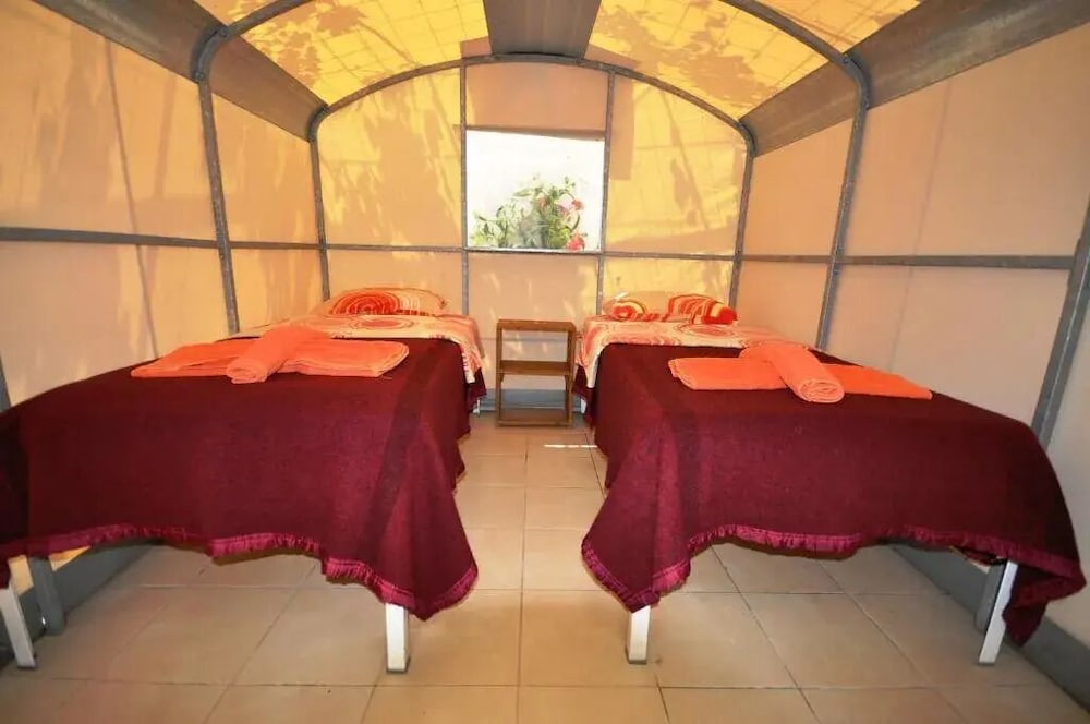 Tent (Twin)