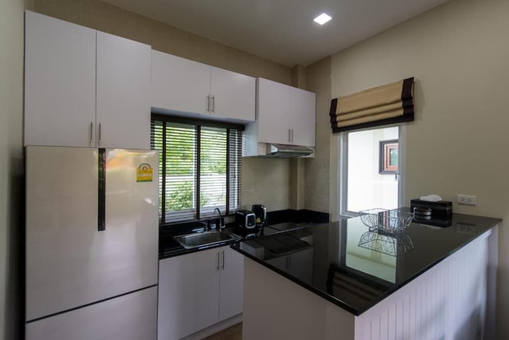 Villa photo 2