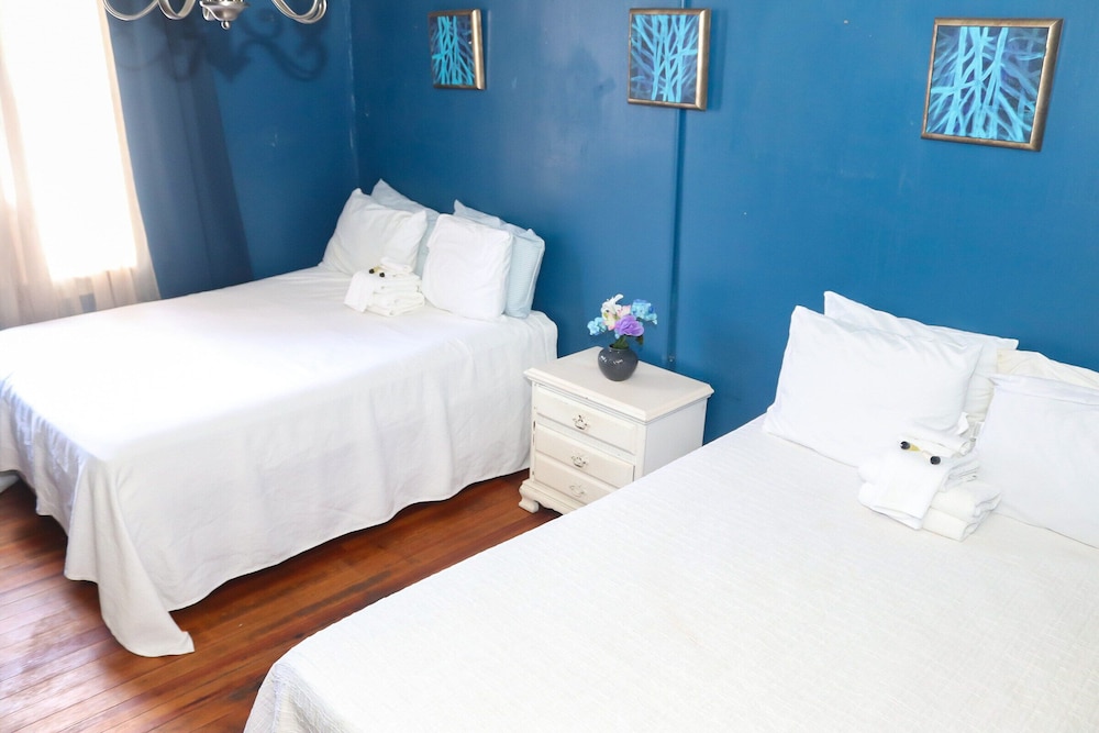 Blue Room photo 3
