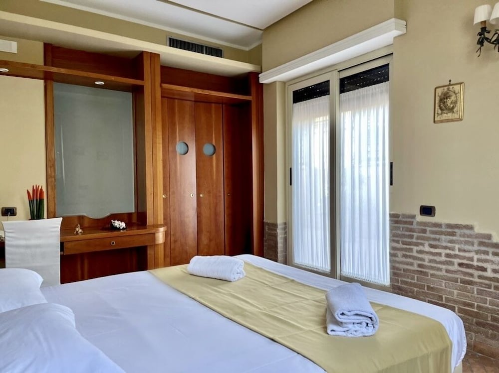 Junior Suite, Terrace photo 2