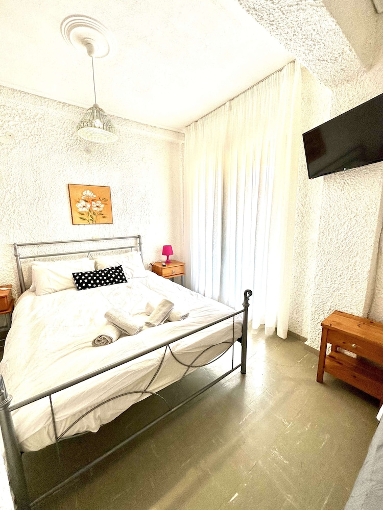 Classic Triple Room photo 2