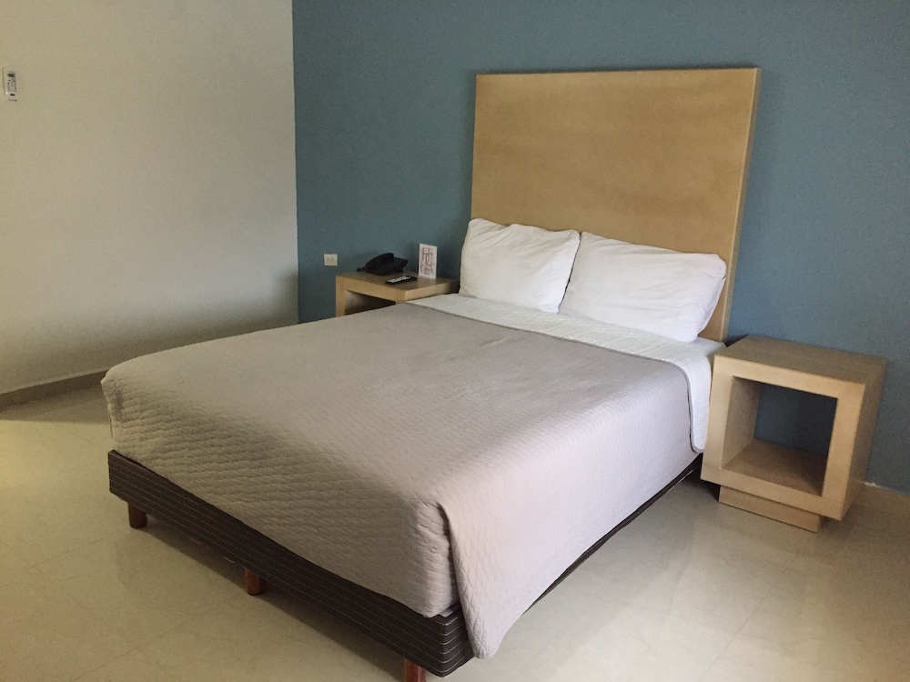 Business Double Room, 1 Queen Bed photo 1