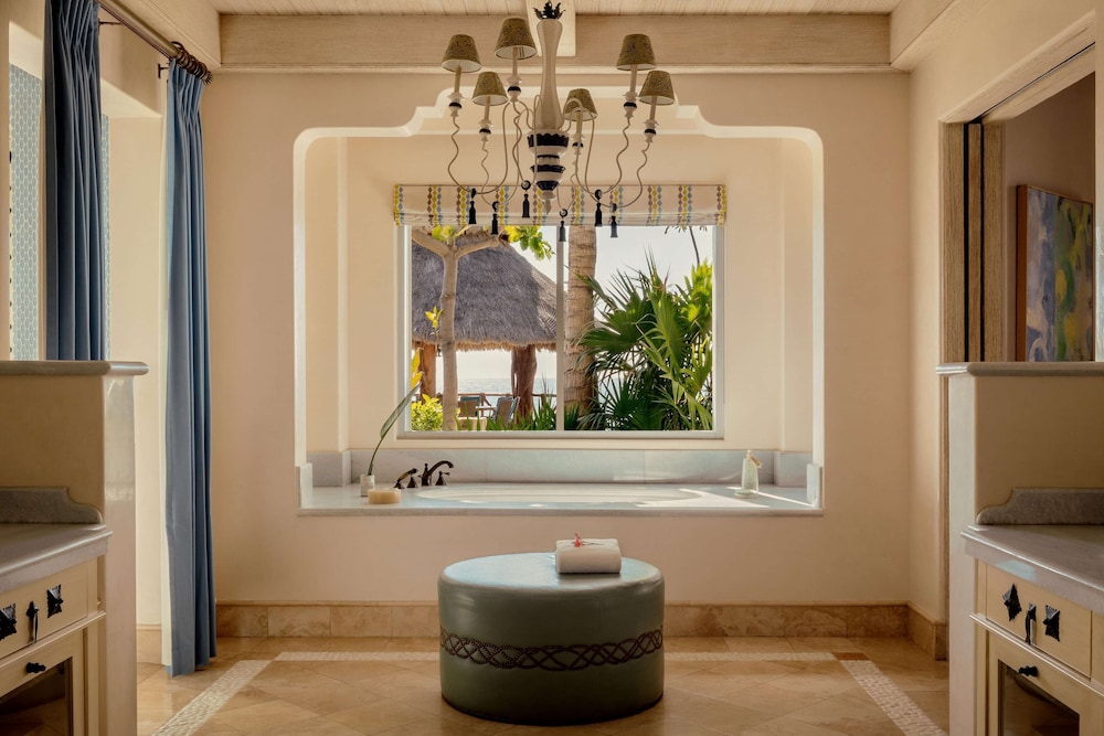 Villa (One) - Photo 13