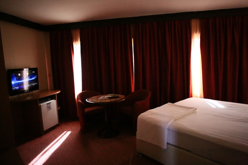 Standard Double Room photo 2