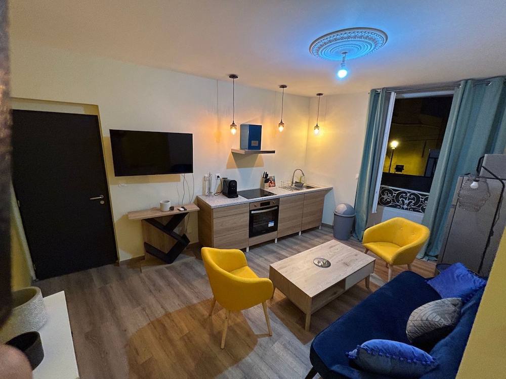 Comfort Apartment photo 1