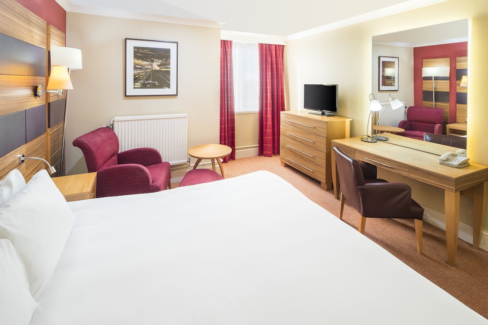 Premium Room, 1 Queen Bed, Accessible, Club Lounge Access photo 2