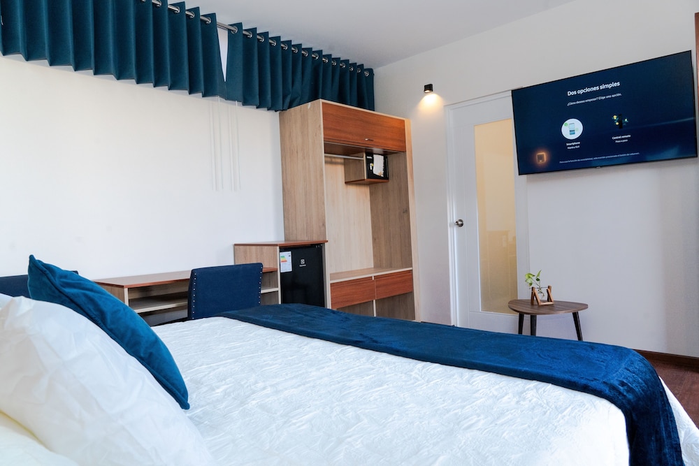 Deluxe Room, Courtyard View