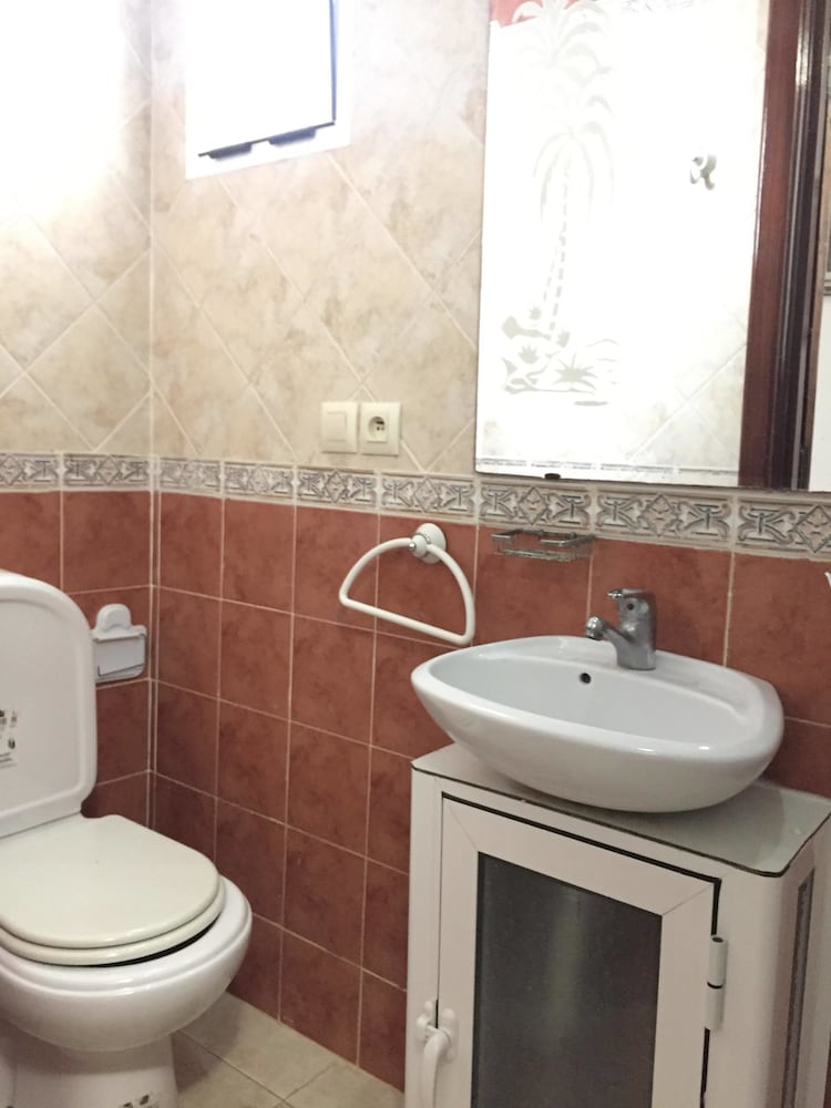 Exclusive Apartment, 4 Bedrooms photo 2