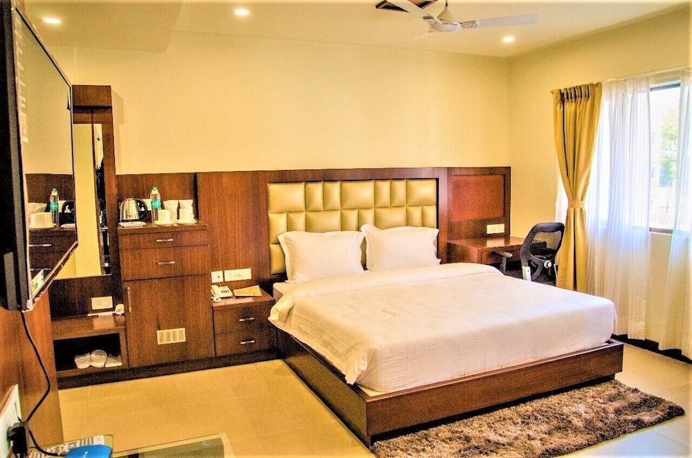 Economy Double Room, 1 Double Bed - Photo 19