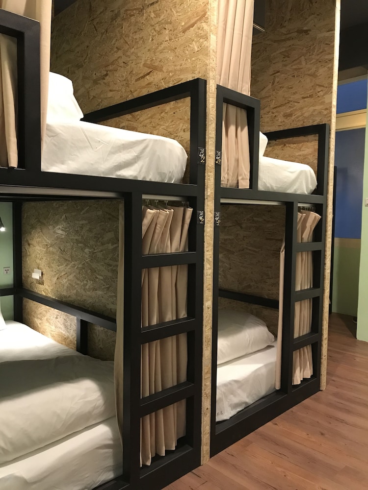 Economy Room photo 1
