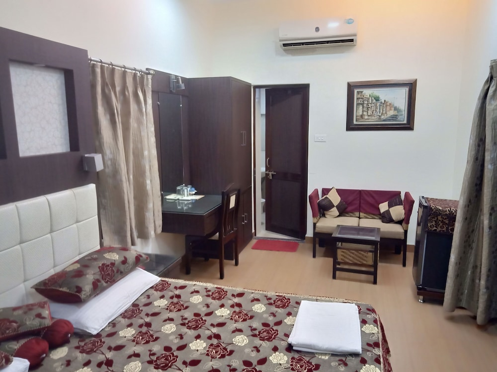 Alka Premium View Room photo 2