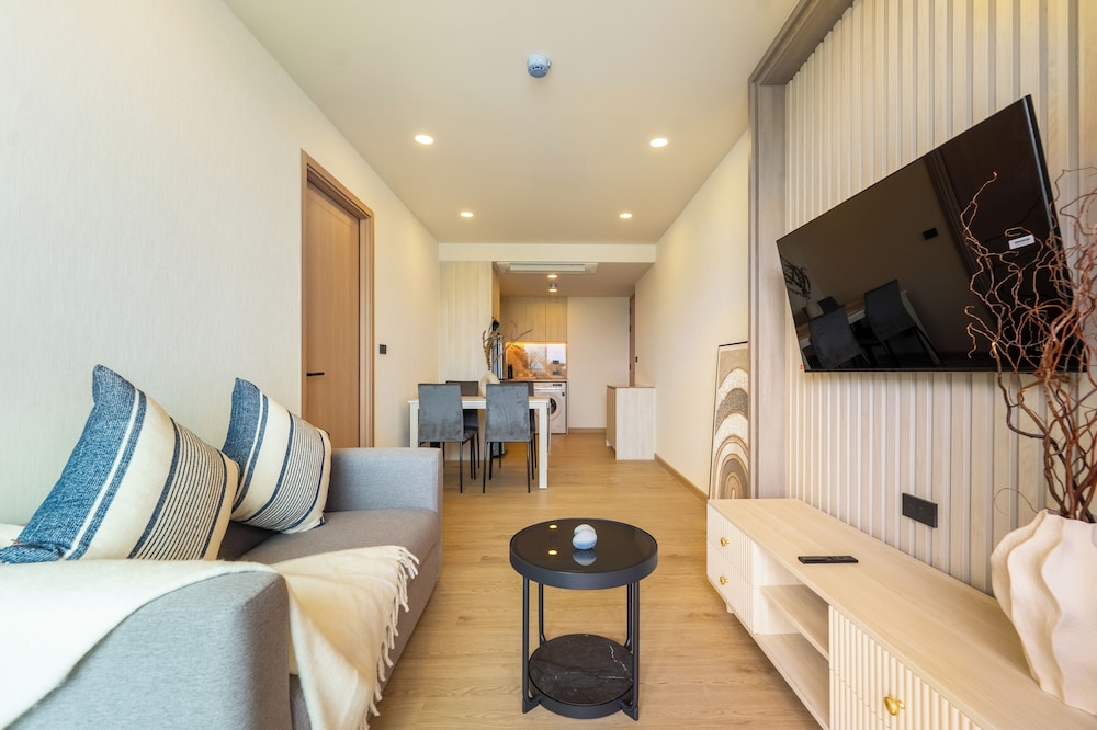 1 Bedroom Suite - Photo 5