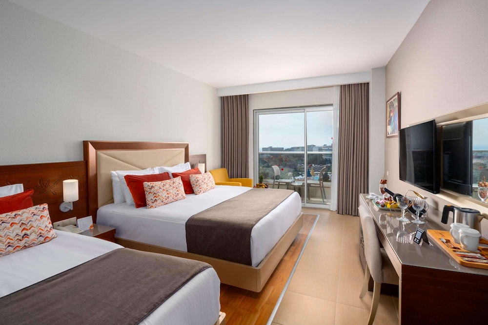 Standard Double Room (Land View) photo 1