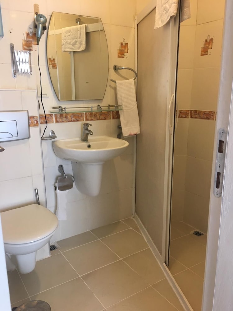 Quadruple Room photo 3