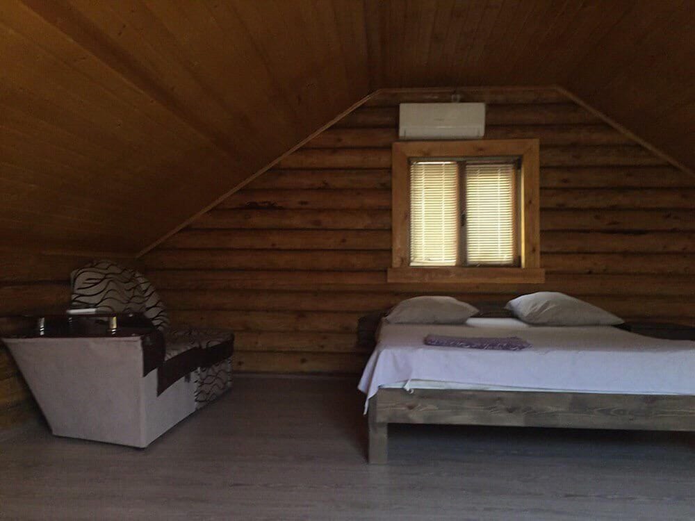 Standard Cottage