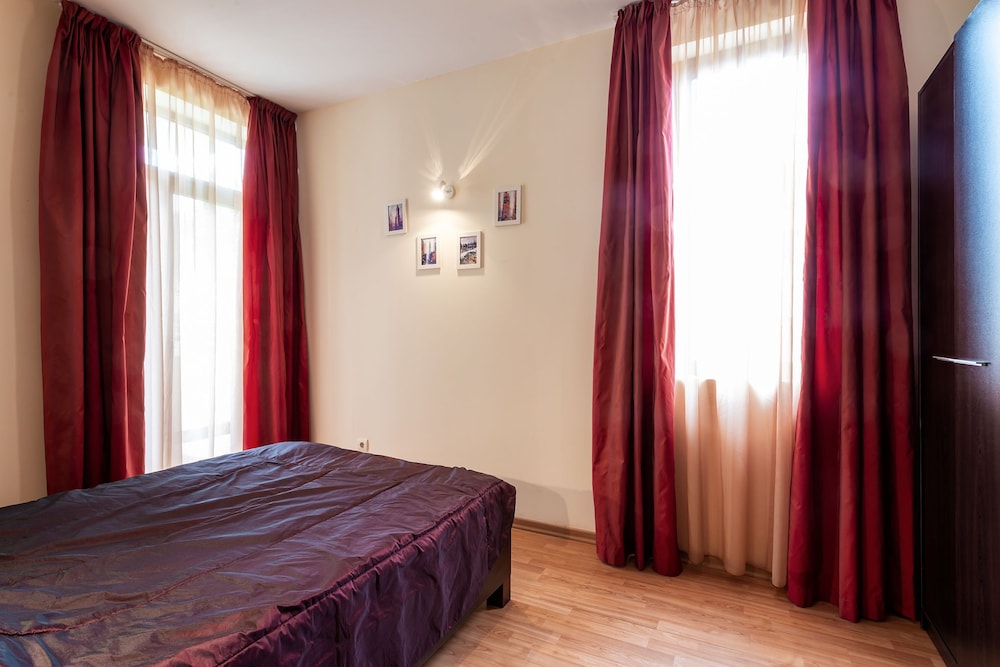 Apartment, 3 Bedrooms, Park View