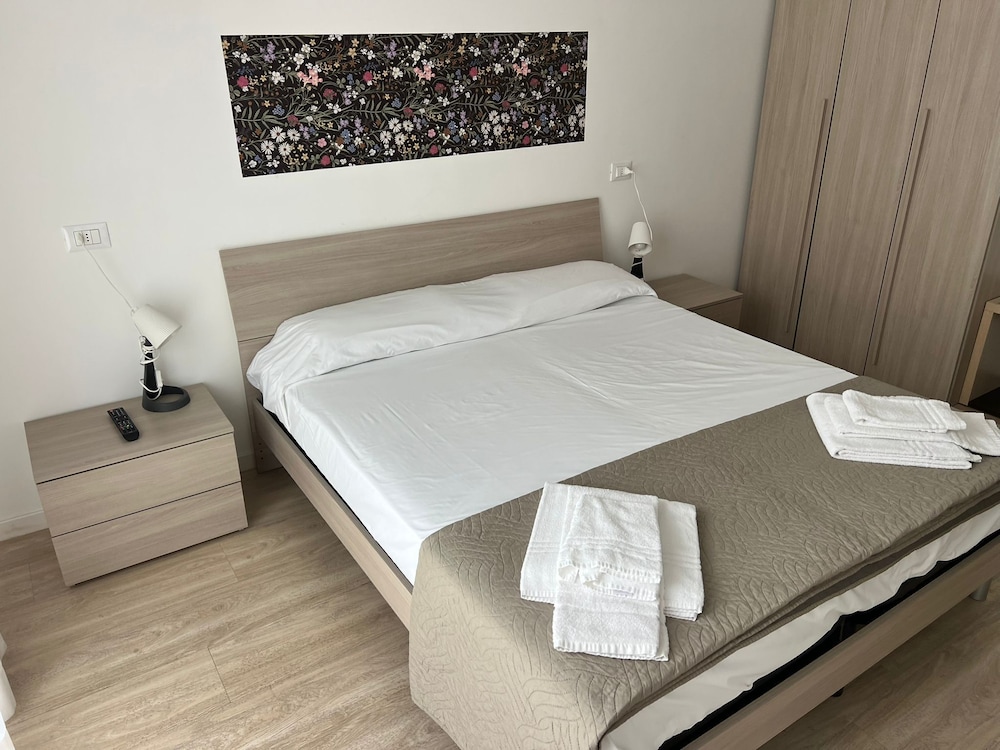 Classic Double or Twin Room, Balcony