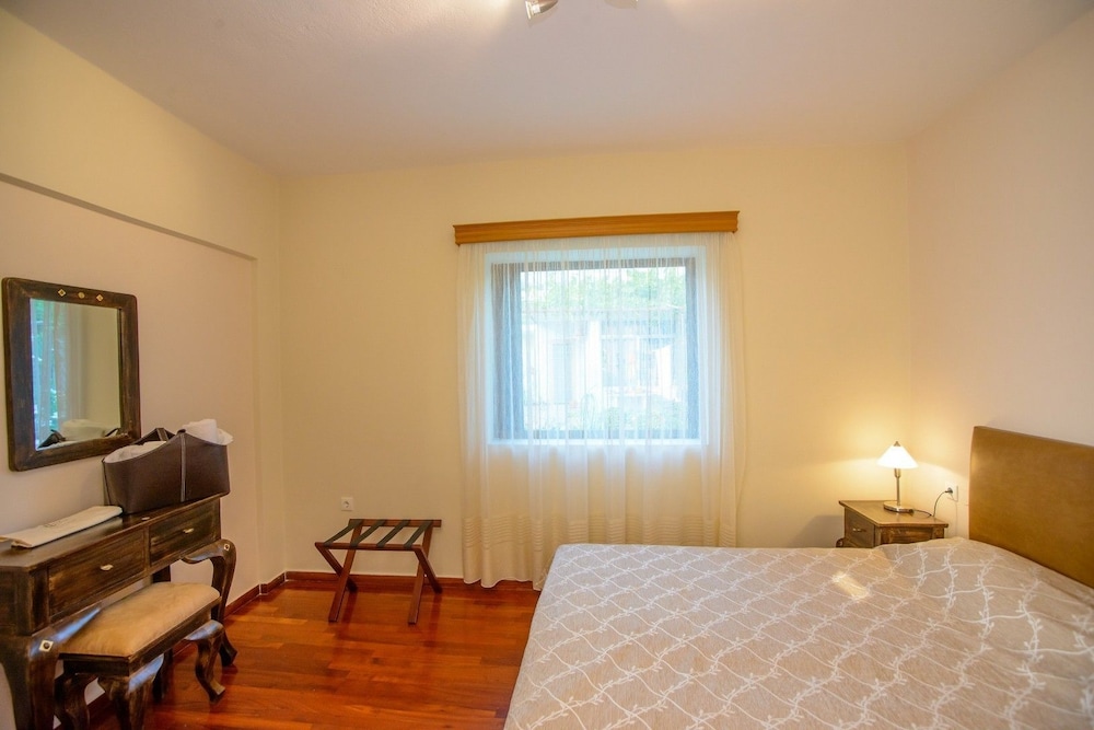 Apartment, 2 Bedrooms, Sea View