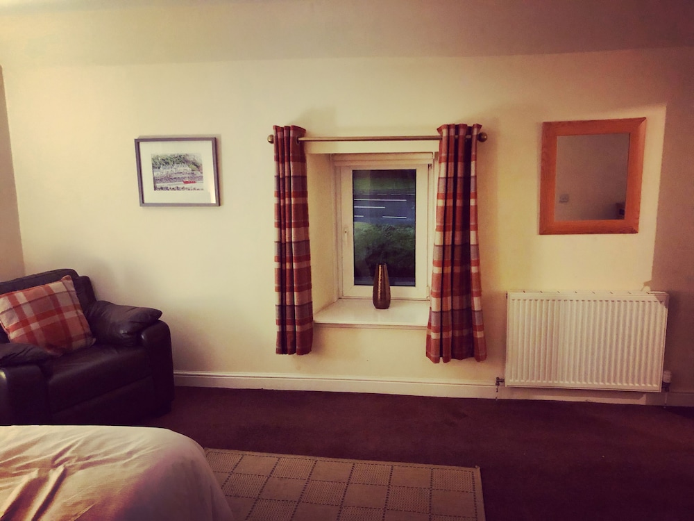 Room No. 3 photo 2