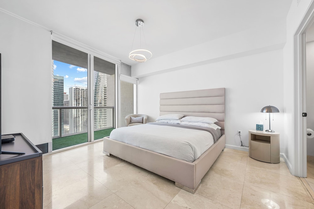 Condo, 1 Bedroom, Balcony, City View photo 1