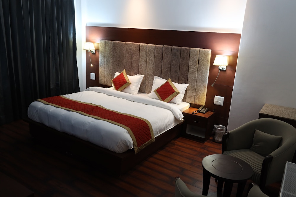 Executive Room - Photo 4