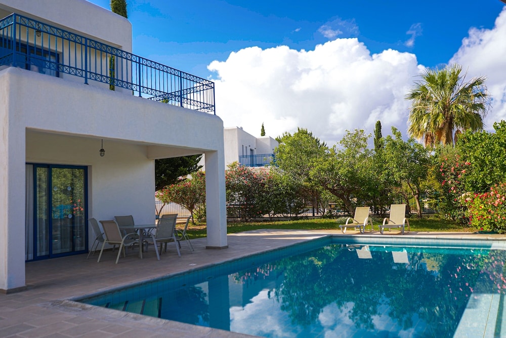 Villa 6 - Afroditi 3 Bedroom/Private Pool photo 3