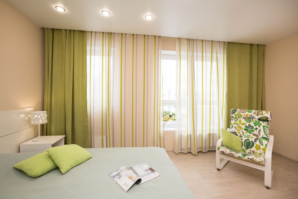 Apartment on Yumasheva, 6-84 photo 3