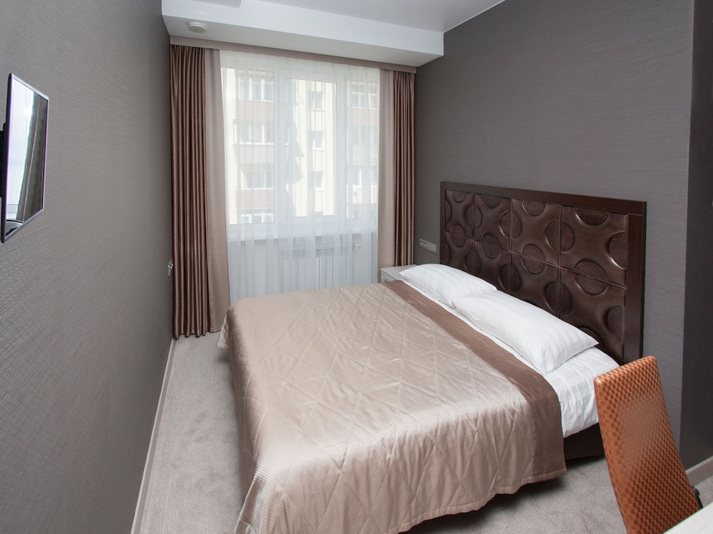 Business Double Room, Partial Sea View (4)