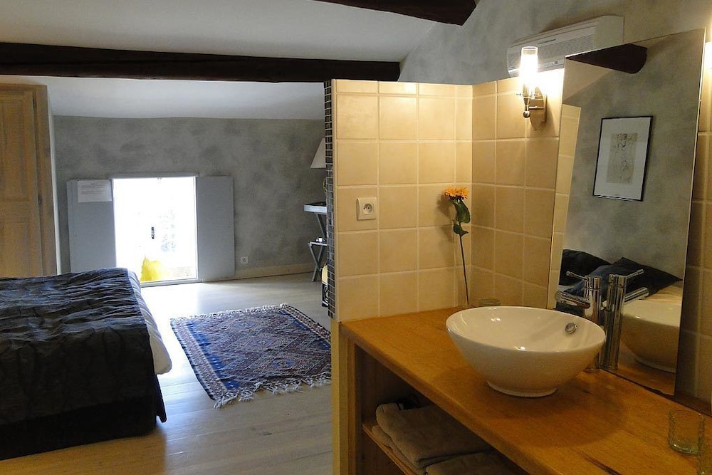 Double Room (Les Estaques) photo 3