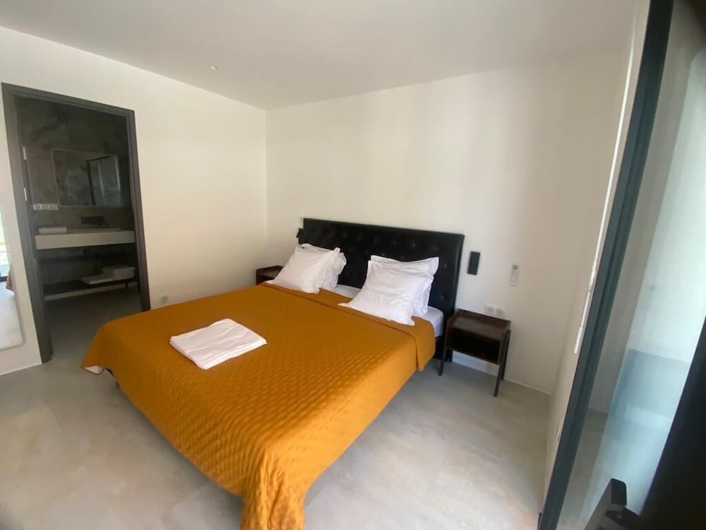 Premium Studio, Garden View (Rez-de-jardin ) photo 1