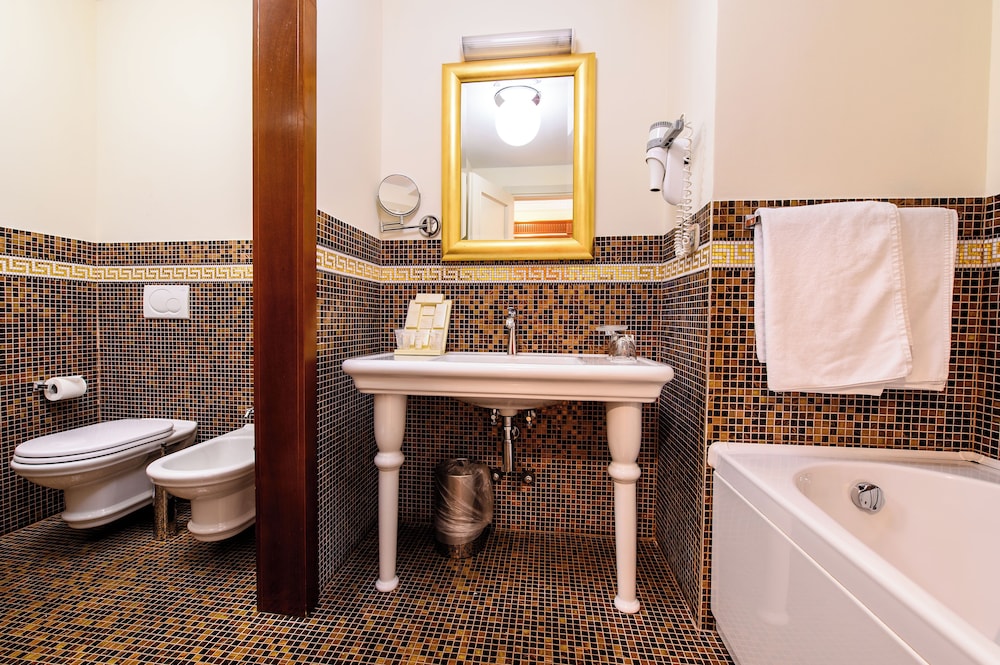 Deluxe Single Room photo 3