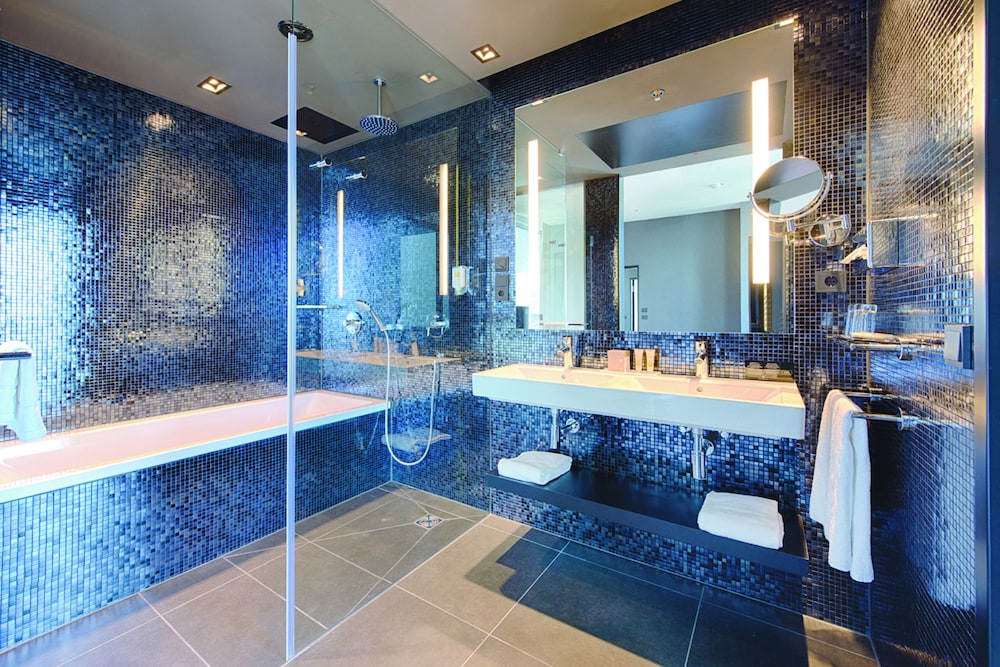 Presidential Suite (Berlin- Rooftop View) thumbnail 6
