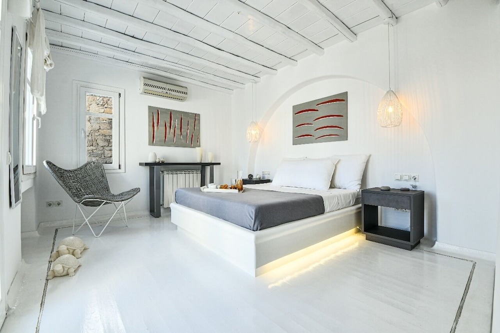Upbeat Deluxe Suite (Sea view, 2 guests) photo 1