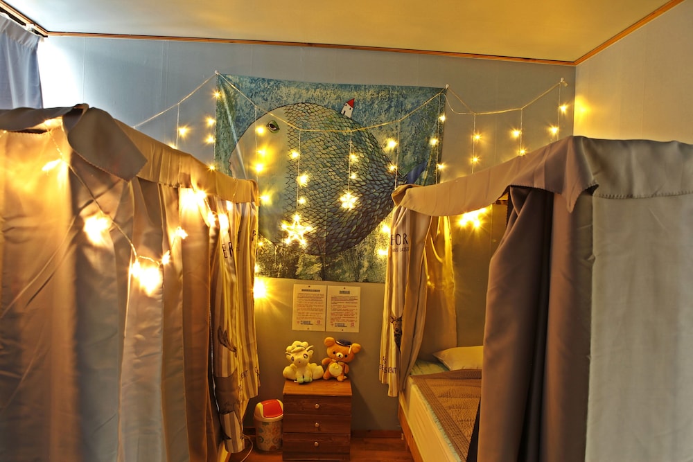 Shared Dormitory, Women only (2 persons) photo 2