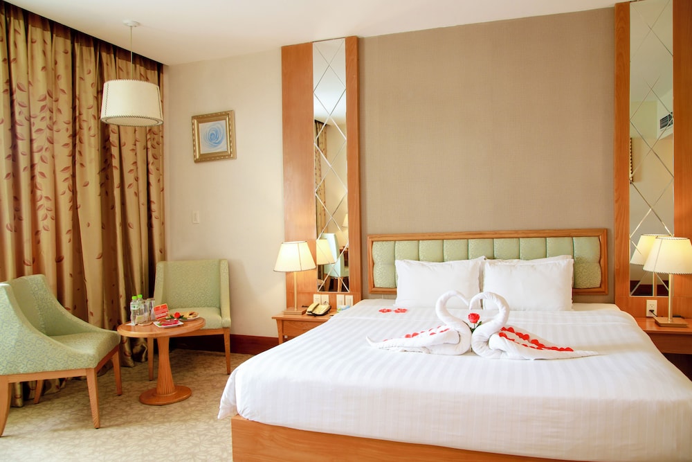 Deluxe Room, River View