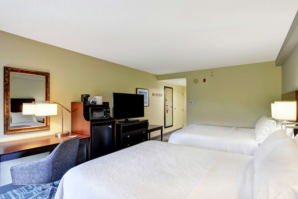 Room, Accessible, Non Smoking - Photo 4