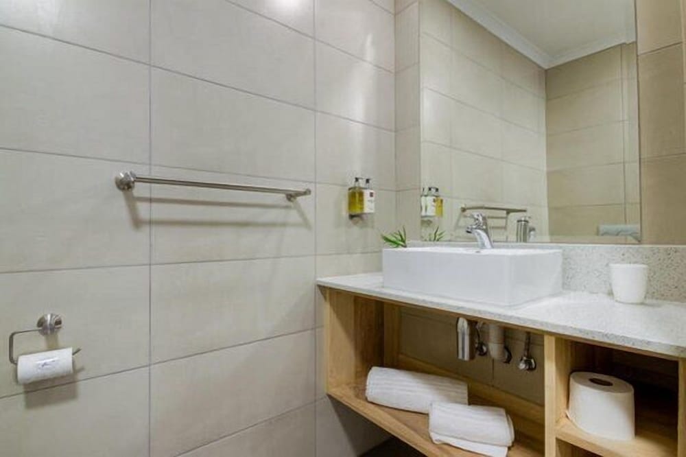 Luxury Room, 2 Twin Beds, Harbor View photo 3