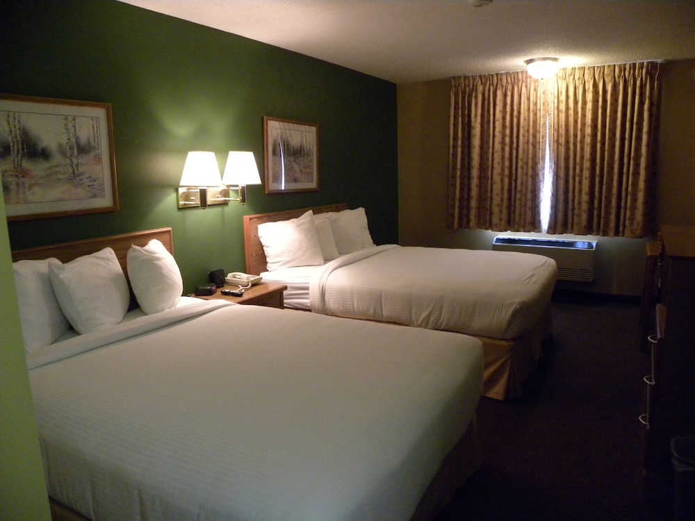 Superior Room, 2 Queen Beds - Photo 2