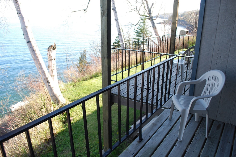 The Cliff Dweller on Lake Superior, Billede 6