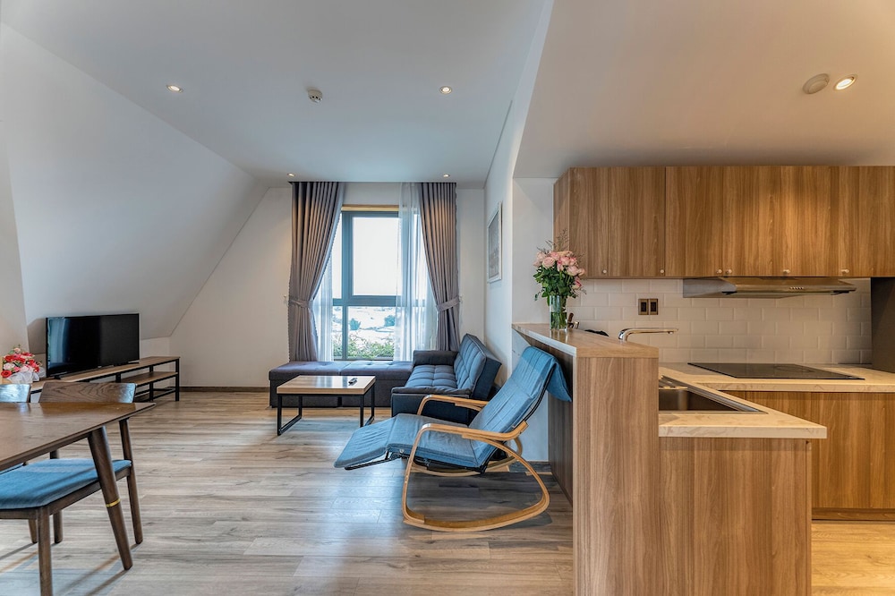 Family Apartment - Photo 4