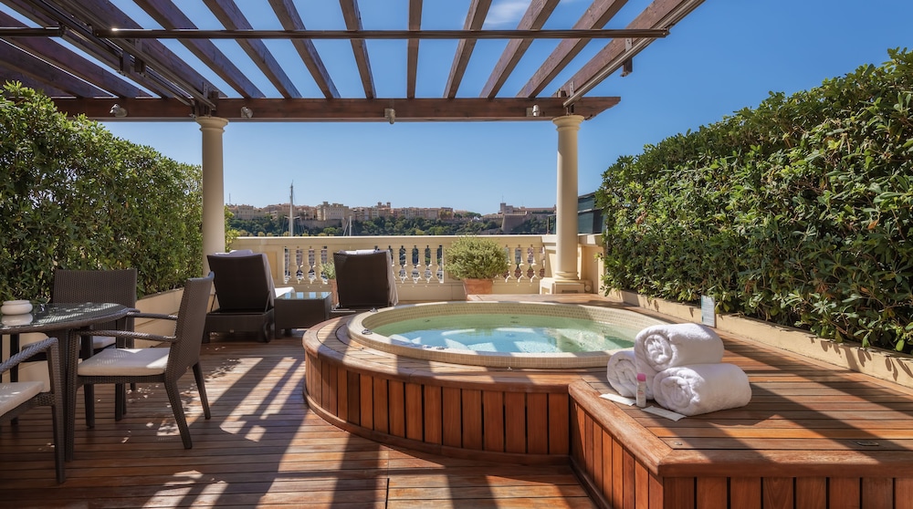 Junior Suite, sea view with Jacuzzi