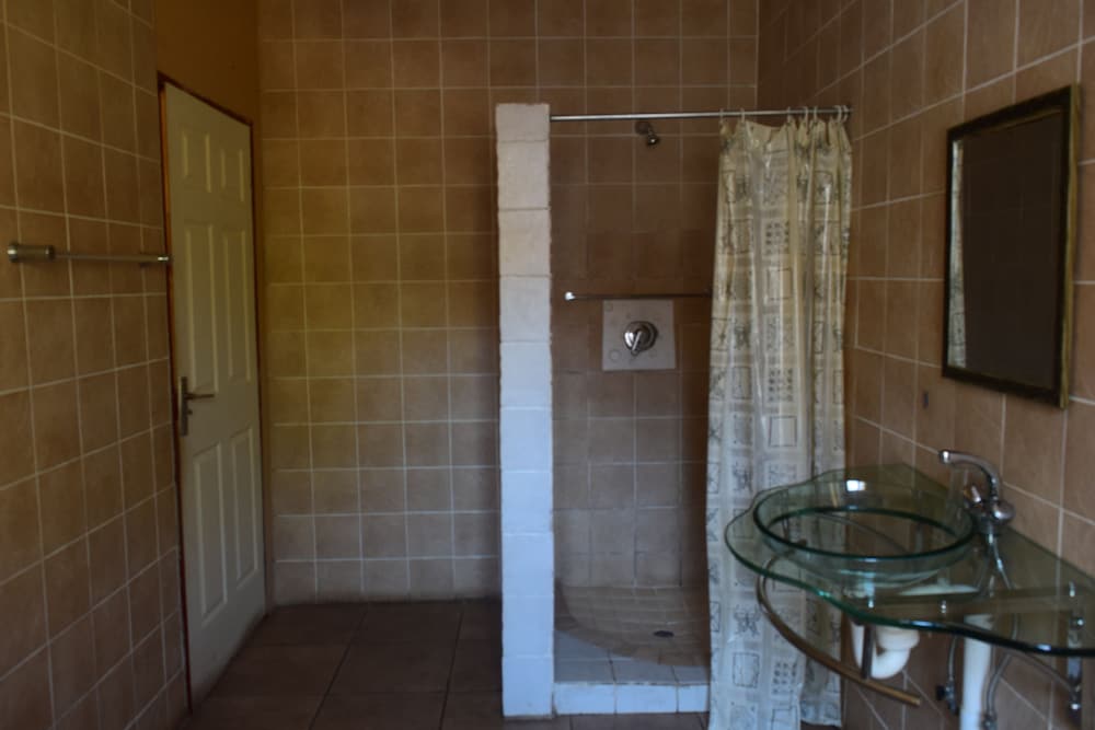 Standard Single Room photo 3