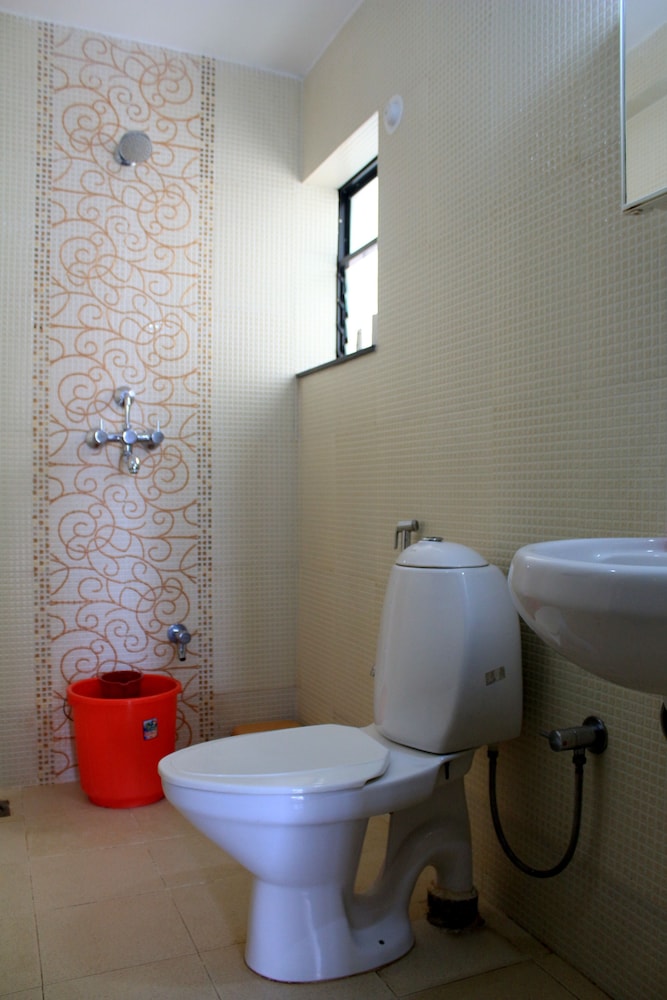 Classic Apartment, 2 Bedrooms photo 2
