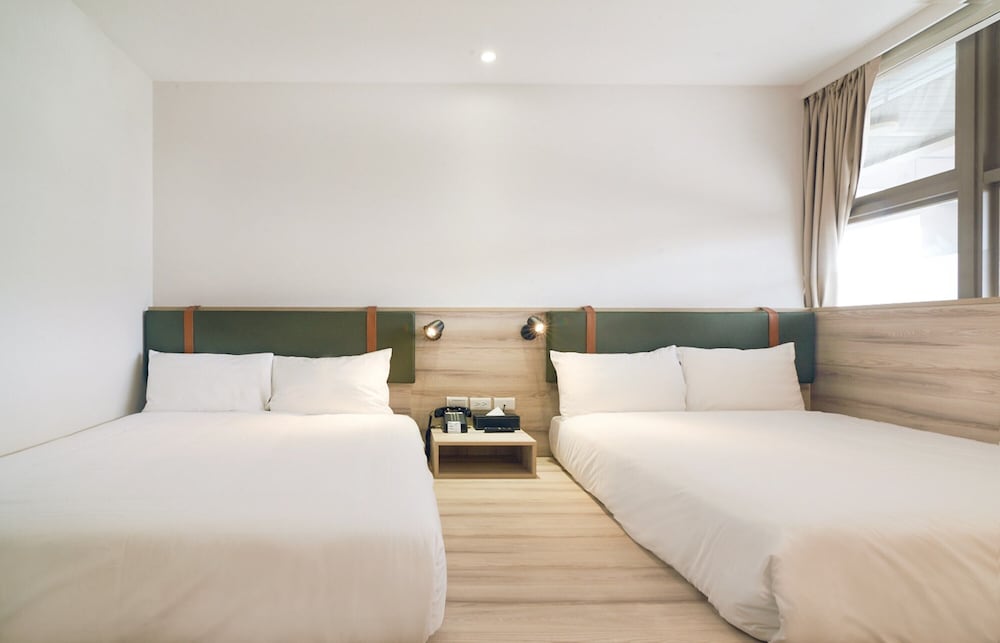 Classic Quadruple Room - Photo 3