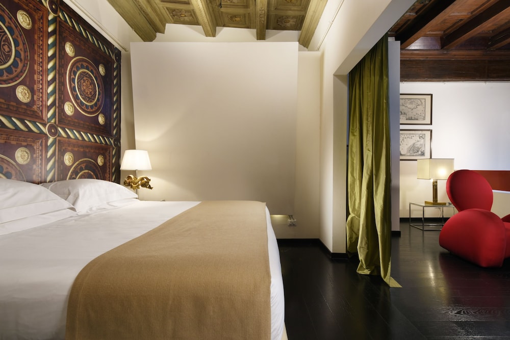 Deluxe Suite (Double) photo 1