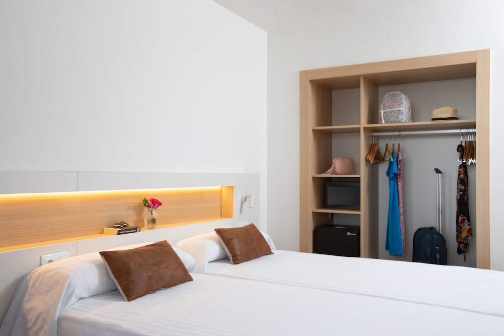 Superior Double Room - Photo 11