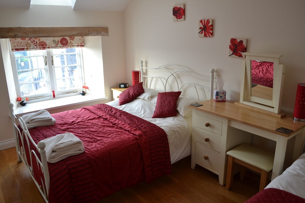 Cottage, 3 Bedrooms (Golightly) photo 1