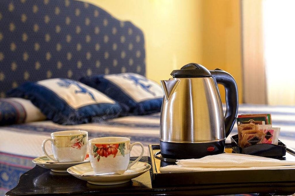 Deluxe Double or Twin Room - Photo 3