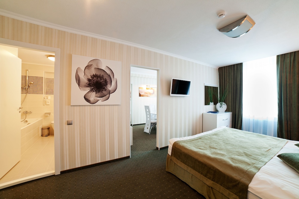 Executive Room photo 3